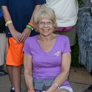 Meet your Posher, Marianne